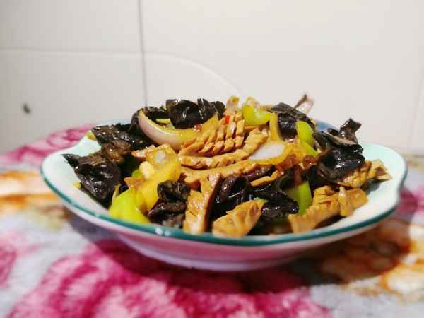 够味道的爆炒腰花成品图