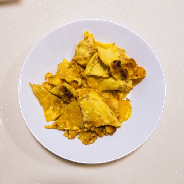 菜脯煎蛋成品图