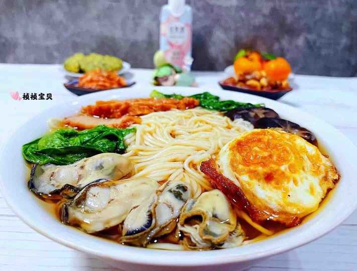 肉参牡蛎煎蛋青菜面的步骤