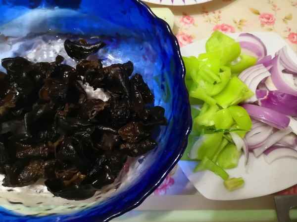 够味道的爆炒腰花的步骤